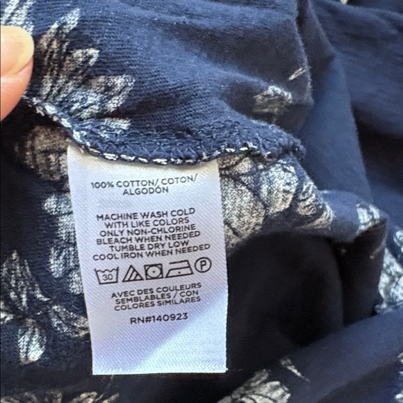 Loft V-Neck Tee - Picture 6 of 6